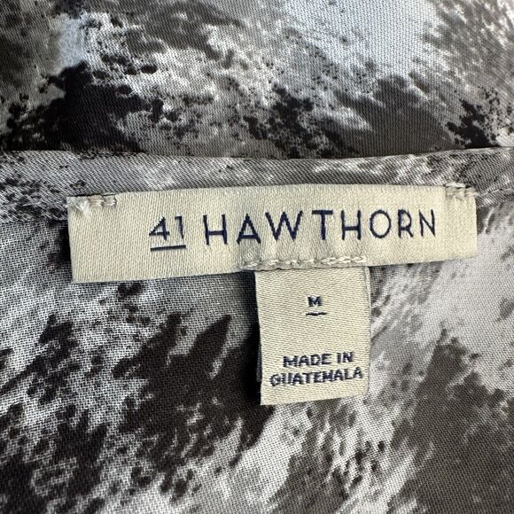 41 Hawthorn Black White Gray V Neck Roll Tab Sleeve Top Blouse Women's Size M - Picture 4 of 6